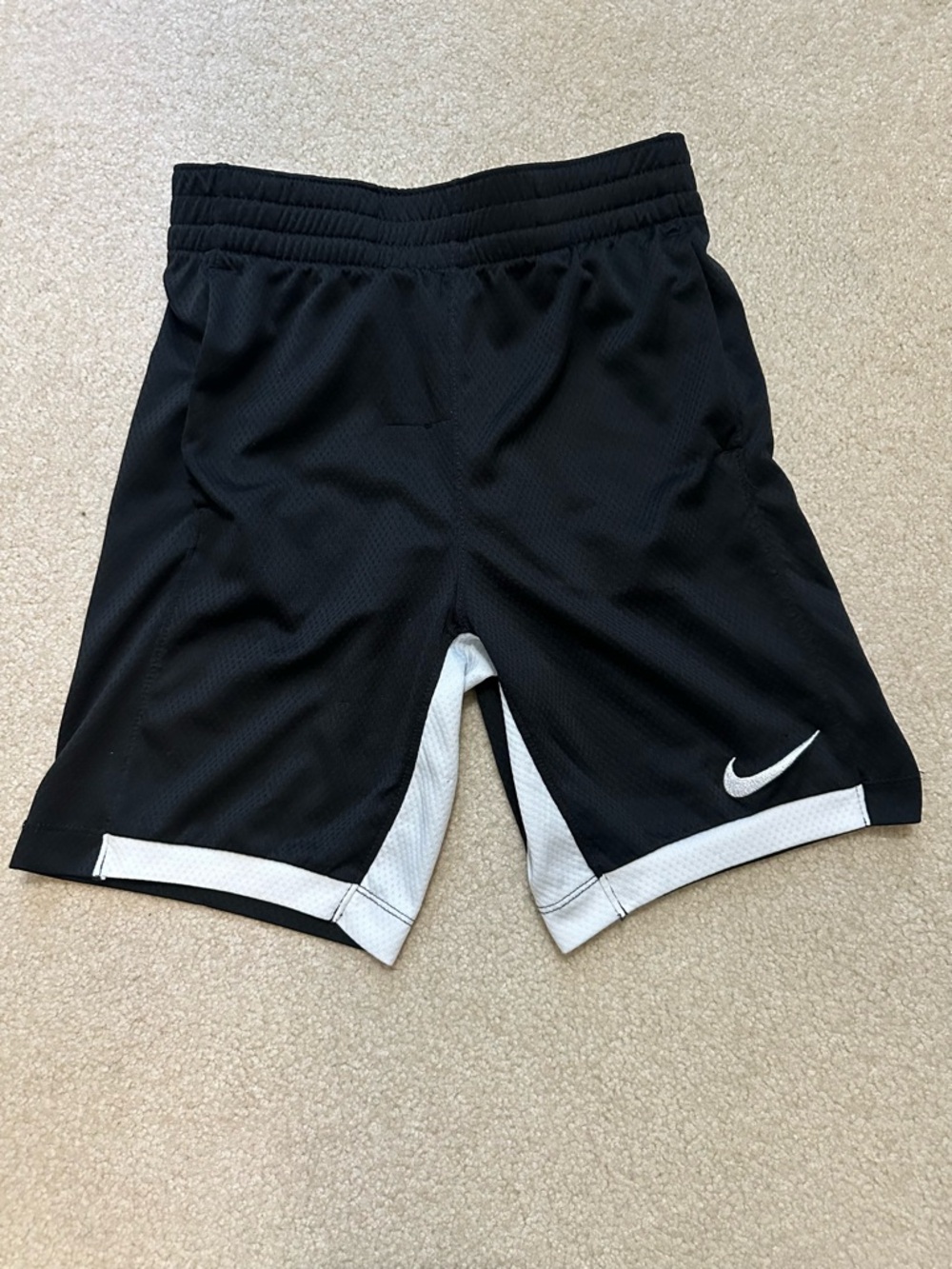 Kids Nike Black Basketball Shorts with White Accents sz. Med
